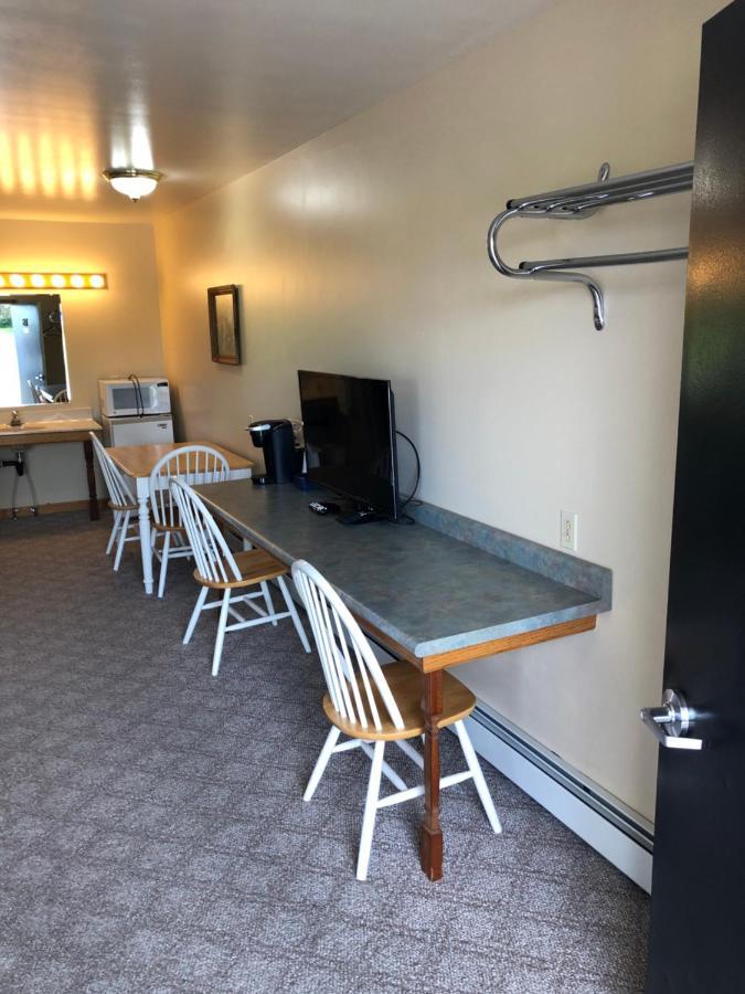 Chatham Village Inn Motel מראה חיצוני תמונה